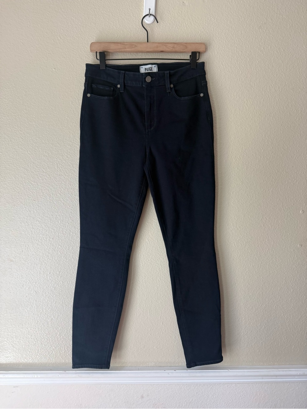 PAIGE Hoxton Ankle Jeans